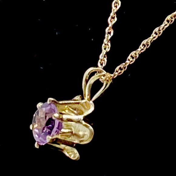 Silver 925 Lavender Amethyst Solitaire Necklace - Picture 3 of 7